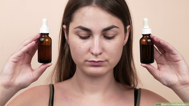 ابتدا از سرم استفاده کنم یا مرطوب کننده؟ ابتدا از سرم استفاده کنم یا مرطوب کننده؟