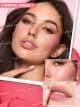 رژگونه و رژلب 3 طبقه شیگلم مدل Very Cherry رژگونه و رژلب 3 طبقه شیگلم مدل Very Cherry